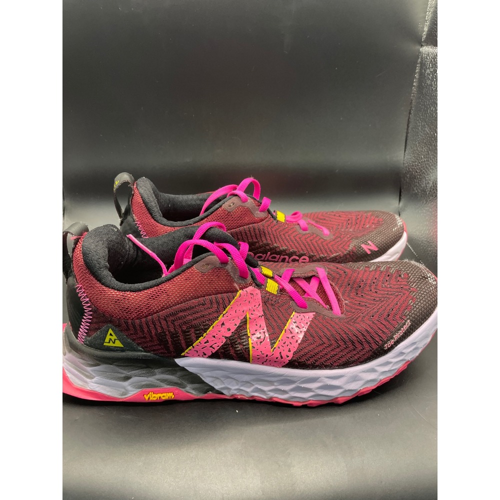 New Balance Fresh Foam Hierro v5 Trail Running Shoes Burgundy Pink Womens 9